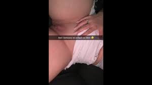 18 Jahre alte Freundin betrügt Ihren Freund auf Snapchat und wird vom  besten Freund vollgespritzt