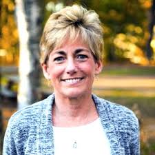 Jackie Landry's Instagram, Twitter & Facebook