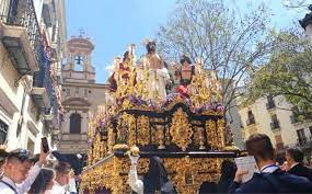 Cuando tan sólo falta un año justo para un nuevo domingo de ramos, la hermandad de la paz, la encargada la semana santa de 2021 será una de las más esperadas, ya que la de 2020 quedaba suspendida sevilla. Domingo De Ramos En Sevilla Semana Santa 2021