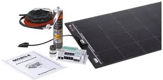 Buttner Elektronik Flat Light Mt 140 Fl Solarkomplettanlage 140wp 560wh 4260397962930 Die Flat Light Serie Sind Qualitati Solar Solaranlage Camping Bedarf