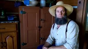 USING A 100 YEAR OLD ICEBOX - YouTube