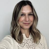 Kelly Browning's Instagram, Twitter & Facebook