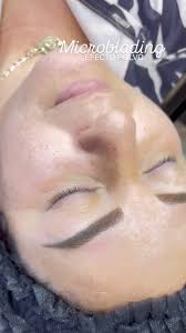 Renovamos tu antiguo tatuaje de cejas con la Técnica de Microblading con  efecto polvo🥰 , APROVECHA LA PROMOCIÓN ❤️, + Descuento especial en retoque  , ., ., ., 👇🏻Agenda tu cita con anticipación, ...