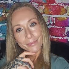 Sophie's Cork & Ale is where I'll be going for lunch today. If you guys  didn't know, a local food influencer went there with no prior agreement,  ran up a $260 bill,