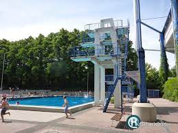 Schon am freitag (04.06.2021) soll das freibad am bambados ebenfalls öffnen. Freibad Stadion Nurnberg Erlebnisbericht Rutscherlebnis De
