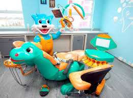 Tangan kartun hijau dicat sofa kerusi gambar unduh gratis imej 611413958 format psd my lovepik. Tonton Kartun Di Ipad Sambil Gigi Dirawat