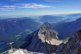Sechs routen für deutschlands höchsten gipfel so erklimmen sie die zugspitze. Mit Der Zugspitzbahn Zur Tiroler Zugspitze