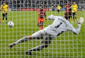 Cristiano ronaldo, 4k, kunst, juventus, der portugiesische fußballspieler, stürmer, fußballstar, weiß, farbflecken, grunge, kunst, cr7, serie a. Marseille Erteilt Dortmund Lektion Sport Orf At