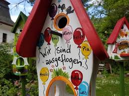 Vogelhaus Abschiedsgeschenk Kindergarten Kindergarten Abschied Geschenk Erzieherin Wir Sind Ausgeflogen Original Vogelvilla In 2020 Bird Houses Farewell Gifts Bird House