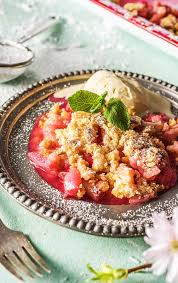 Passend Zur Saison Darum Ist Rhabarber Gesund Rezept Rhabarber Gesund Rhabarber Rezepte