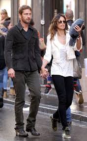 Butler wurden in den letzten jahren zahlreiche affären nachgesagt, darunter zu naomi campbell, cameron diaz sowie jennifer aniston. Gerard Butler From The Big Picture Today S Hot Pics Gerard Butler Actor Gerard Butler Gerard