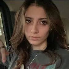 Brianna Goins's Instagram, Twitter & Facebook