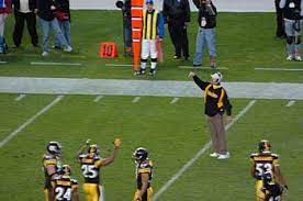 Si une série streaming ne marche plus ou n'est pas disponible, laissez nous également un petit message afin que le soucis soit résolu dans les plus brefs délais. Replay Review In Gridiron Football Wikipedia