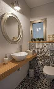 Gästewc teilgefliest mit grauen fliesen in betonoptik und von gäste wc fliesen gestaltung photo. Gaste Wc Gestaltung Beispiele Originelle Ideen Und Praktische Tipps Wcraum Badezimmer Schonsteneinr Guest Toilet Diy Bathroom Remodel Guest Bathroom Design