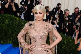 Kylie jenner revealed her radiant red hair transformation on instagram monday, dec. Forbes Drops Kylie Jenner From Billionaires List People The Jakarta Post