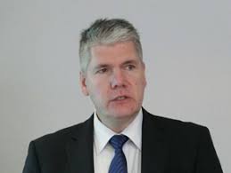 電気自動車にSiCパワー半導体を採用するなら、電池容量は60kWhが目安：車載半導体（2/2 ページ）