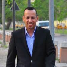 نشر زعيم تيار مواطنيون العراقي، غيث التميمي، عبر حسابه الرسمي في موقع تويتر، محادثة جرت بينه وبين الخبير الأمني العراقي هشام الهاشمي قبل تعرضه للاغتيال، تكشف تلقي الأخير تهديدات بالقتل من ميليشيات حزب الله العراقي. Ù‡Ø²ÙŠÙ…Ø© Ø¯Ø§Ø¹Ø´ ÙÙŠ Ø§Ù„Ø´Ø±Ù‚ Ø§Ù„Ø³ÙˆØ±ÙŠ ÙˆØ£Ø«Ø±Ù‡Ø§ Ø¹Ù„Ù‰ Ø§Ù„Ø¹Ø±Ø§Ù‚ Ø¨Ù‚Ù„Ù… Ø§Ù„Ø¯ÙƒØªÙˆØ± Ù‡Ø´Ø§Ù… Ø§Ù„Ù‡Ø§Ø´Ù…ÙŠ Ø§Ù„Ù…Ø±ÙƒØ² Ø§Ù„Ø£ÙˆØ±ÙˆØ¨ÙŠ Ù„Ø¯Ø±Ø§Ø³Ø§Øª Ù…ÙƒØ§ÙØ­Ø© Ø§Ù„Ø¥Ø±Ù‡Ø§Ø¨ ÙˆØ§Ù„Ø¥Ø³ØªØ®Ø¨Ø§Ø±Ø§Øª