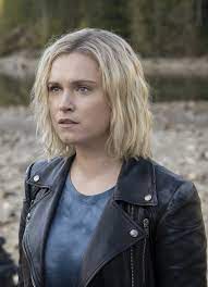 She is portrayed by starring cast member eliza taylor and debuts in the series premiere. Clarke Griffin The 100 Wiki Fandom