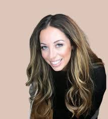 Lauren Turk's Instagram, Twitter & Facebook