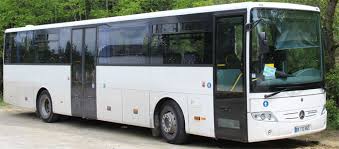 49+1 hoch/fest + beckengurte stehplätze: Trans Bus Autocar Standard Mercedes Intouro