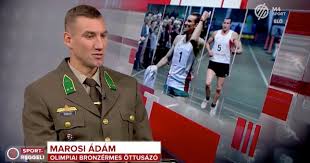 O kazandı 2009 dünya modern pentatlon şampiyonası. Egymasnak Esett Marosi Adam Es Az Ottusaszakma Borsonline