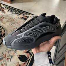 Yeezy 700 V3 Alvah 100 Authentic Yeezy Shoes Sneakers Yeezy Shoes Mens Yeezy Sneakers
