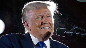 ICYMI: A new poll shows Americans are more likely to believe the president  is the one overstepping his power, rather than the courts.  https://www.fox10phoenix.com/news/most-americans-say-its-trump-not-judges-overstepping-power?utm_campaign  ...