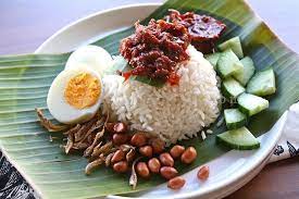 Selain itu, nasi lemak juga sering dimasak bersama dengan daun pandan. Muka Taip Nasi Lemak Dino Syukl