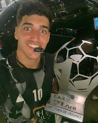 🌊🧉🧑‍🧑‍🧒‍🧒❤️