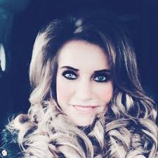 tracey hull (@tracey7922)