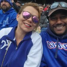 How to educate yourself before buying a laundromat?