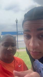 IMG_2895.mov rod wave elite