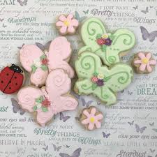 Hey giant slayers, in this video brandon shows a butterfly guard tip to help you sweep bigger opponents. Butterflies Ladybugs Bugs Bees Big Mama S Sugar Cookies