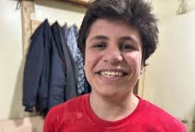 Eric Macneil's Instagram, Twitter & Facebook