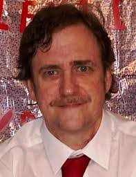 Sarah Heil's Instagram, Twitter & Facebook