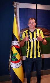 The website contains a statistic about the performance data of the player. Fenerbahcemize Hos Geldin Attila Szalai Fenerbahce Spor Kulubu