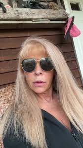 Lucy Goosey Comedian