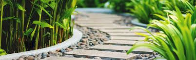 Wir vom strauch landschaftsbau in remscheid stehen ihnen als kompetenter partner zur seite, wenn sie ihren traum von einem romantischen garten. Wir Sind Ein Gartenbau Unternehmen In Voller Pracht