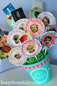 In this tutorial, you will learn how to put together your own gift card flower bouquet to say thanks a bunch for helping me. Gift Card Bouquet For The Teacher Happy Home Fairy