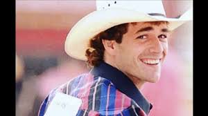 25 Year Old Music Video From 8 Seconds Movie Becomes Luke Perry Tribute Following His Death Country Music Family