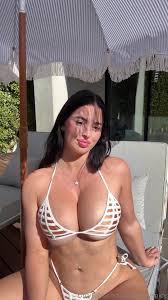 Watch online Izzyisveryspicy aka izzyisveryspicy - 01-07-2025 OnlyFans  Video - If I ask you to rub in my oil what are you doing next on X-video