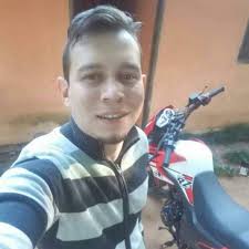 MOTOCICLISTA ESTA GRAVE TRAS SUFRIR UN ACCIDENTE Se trata de ALAN RODNEY  SANDOVAL, paraguayo, soltero, de 26 años de edad, jornalero, con C.I N°  4.662.322, domiciliado en la compañía Rincón'i de Ybycuí,
