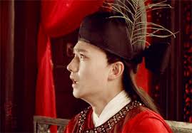 With 1 billion in 9 days, can Yang Yang still stand up