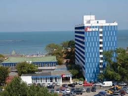 Hotelul aurora 2** este situat la intrarea in statiunea mamaia, pe faleza, la 150 de metri de teatrul de vara si zona comerciala perla. Sejur Hotel Aurora Oferte Sejur Hotelul Hotel Aurora