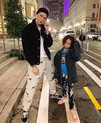 Machine gun kelly is an american rapper known for his rapping style; Pin On Machine Gun Colson