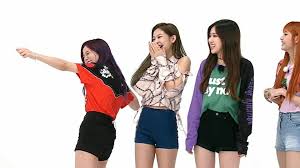 Blackpink On Weekly Idol The Episode Will Be Broadcast On July 5 At 6pm Kst Blackpink Kpop Fashion Fashion