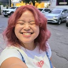 Aly Blythe's Instagram, Twitter & Facebook