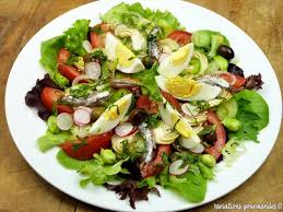 Variations Gourmandes La Salade Nicoise La Salada Nissarda Salade Nicoise Recette Salade Nicoise Recettes De Cuisine