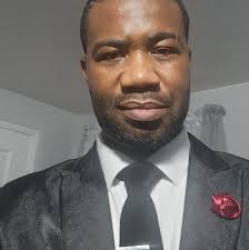 Feeling cute...I might throw another Ajent O retirement show...and then not  retire 🤣