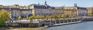 Meet the men and women of the bordeaux vineyard, who work every day to produce wines of great diversity in the heart of these exceptional terroirs. Luxushotel In Bordeaux 3 4 Und 5 Sterne Hotels Golden Tulip Hotels